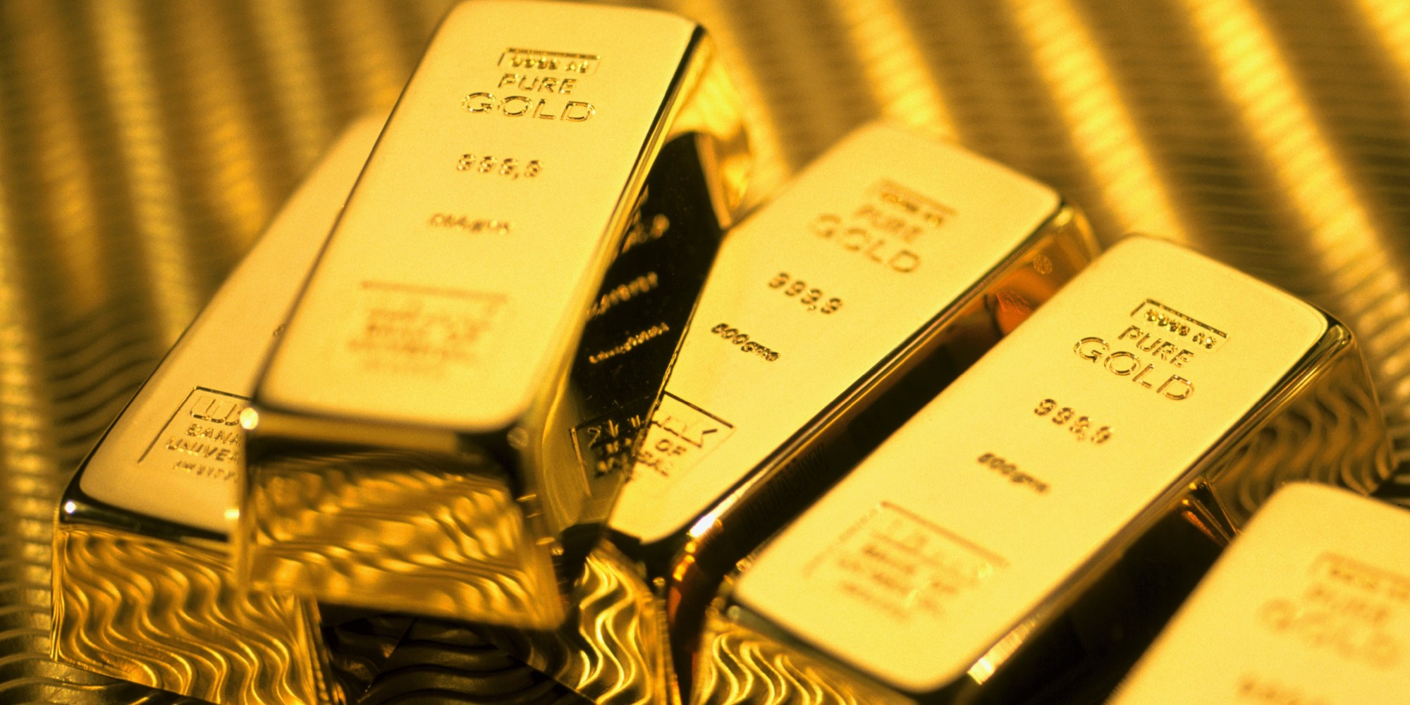 Gi&aacute; v&agrave;ng h&ocirc;m nay tiếp tục lao dốc xuống c&ograve;n 1264,40 USD/ounce