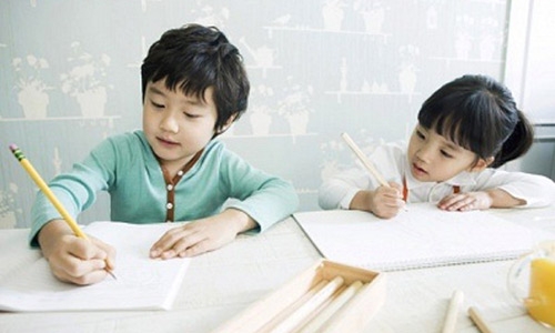 Giấy c&agrave;ng trắng c&agrave;ng nhiều 13Win21 con - Tri ân hội viên mỗi tháng 2000 tỷ