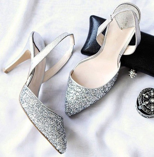 Giày sequin sành điệu. Ảnh minh họa