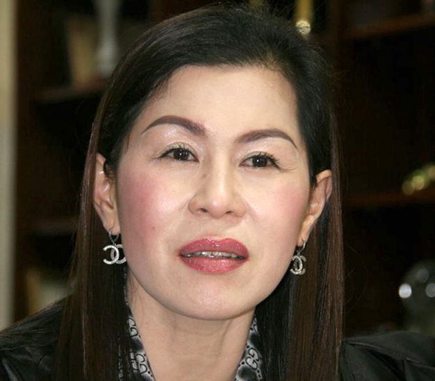 B&agrave; H&agrave; Th&uacute;y Linh, gi&aacute;m đốc C&ocirc;ng ty tr&agrave; oolong H&agrave; Linh 