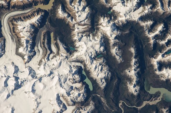 Hình ảnh tuyệt đẹp của cánh đồng băng tại Patagonia, Chile