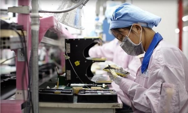 Nhiều c&ocirc;ng nh&acirc;n bị ung thư m&aacute;u nghi do tiếp x&uacute;c với 13Win21 con - Tri ân hội viên mỗi tháng 2000 tỷ độc hại tại nh&agrave; m&aacute;y sản xuất iPhone 6 ở Trung Quốc
