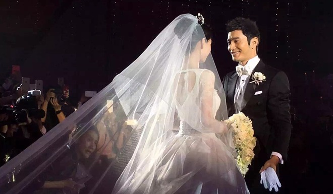 Huỳnh Hiểu Minh đ&atilde; c&oacute; những lời tỏ t&igrave;nh giản dị m&agrave; ngọt ng&agrave;o d&agrave;nh cho AngelaBaby