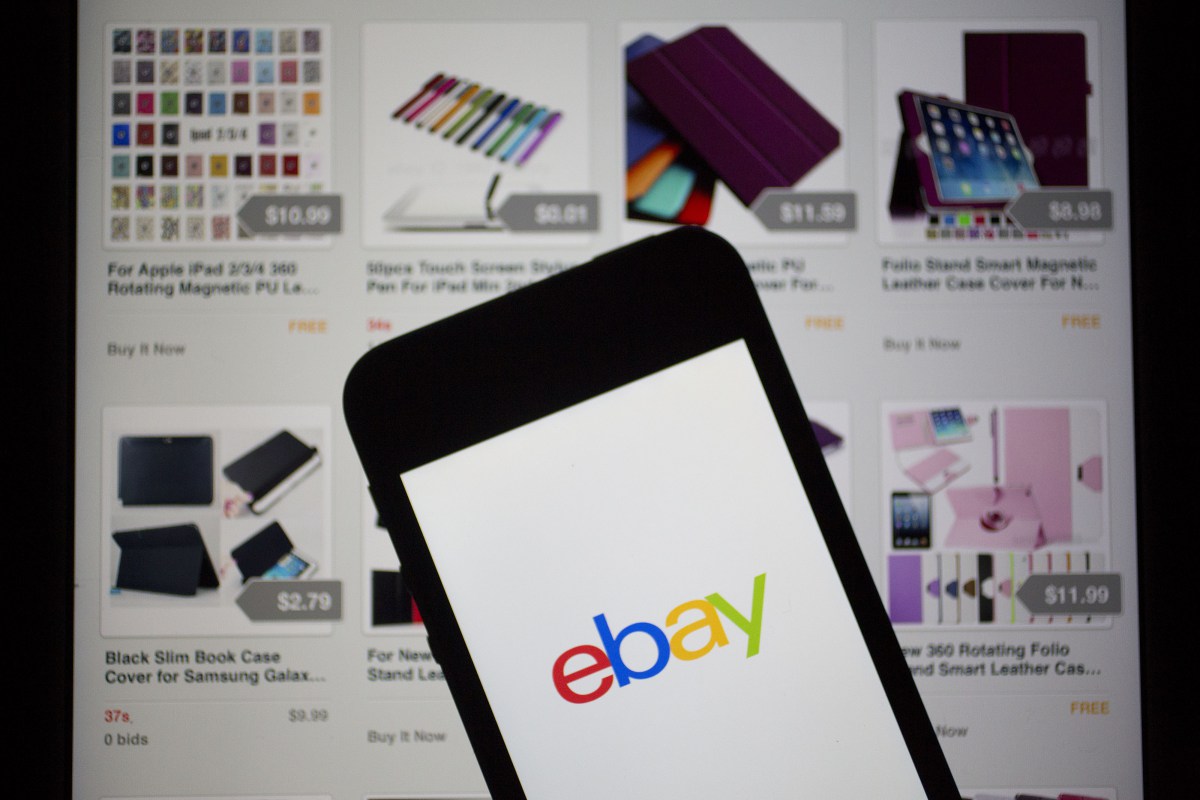 iPhone 5 gi&aacute; rẻ tr&ecirc;n eBay