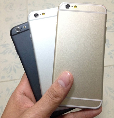 Trang tin 9to5Mac cũng đã đăng tải một hình ảnh về mẫu giao diện di động mockup iPhone 6 với 3 bản màu gồm bản màu trắng, bản màu xám và thậm chí là bản màu vàng. 
