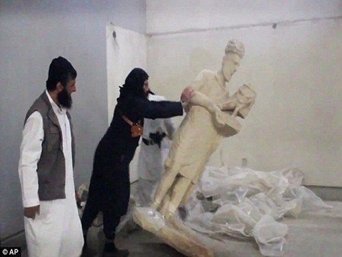Khủng bố IS đang t&agrave;n ph&aacute; nhiều c&ocirc;ng tr&igrave;nh cổ đại h&agrave;ng ngh&igrave;n năm tuổi tại Iraq
