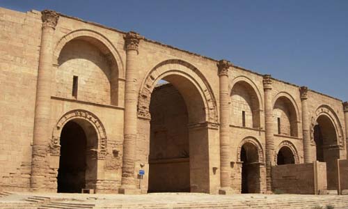 Khủng bố IS đ&atilde; ph&aacute; hủy th&agrave;nh cổ 2000 năm ở Iraq 