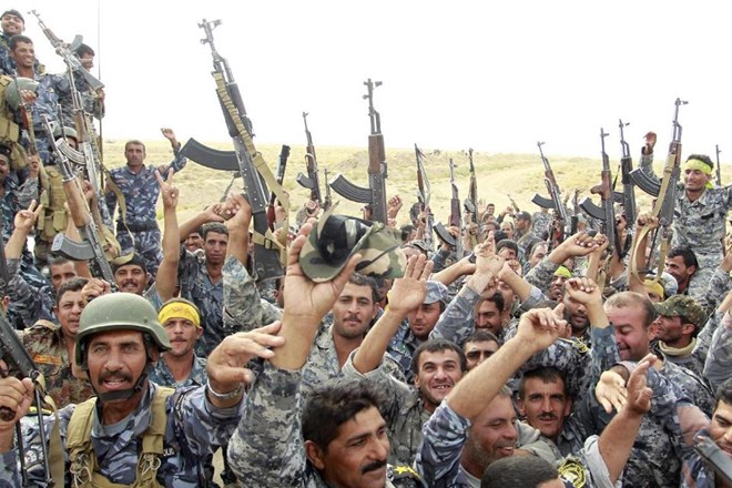 C&aacute;c tay s&uacute;ng thuộc lực lượng ủng hộ ch&iacute;nh phủ Iraq