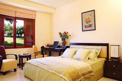 bố tr&iacute; giường ngủ cho hợp phong thủy