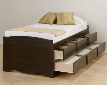 Chọn tủ quần &aacute;o kết hợp với giường l&agrave; một lựa chọn th&ocirc;ng minh cho kh&ocirc;ng gian hẹp