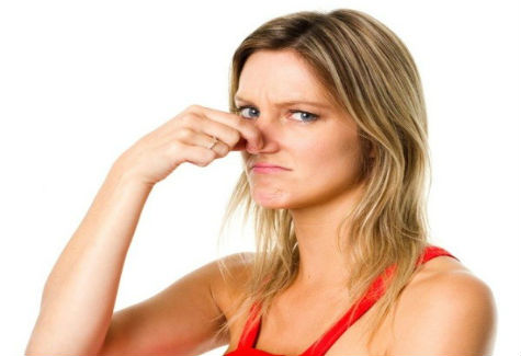 M&ugrave;i h&ocirc;i cơ thể l&agrave; nỗi &aacute;m ảnh của nhiều người trong m&ugrave;a h&egrave;