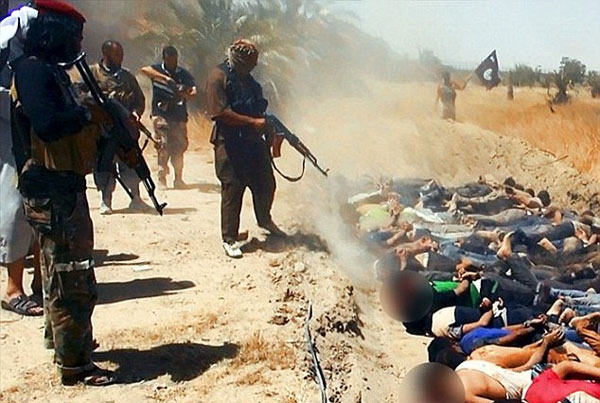 Một hố ch&ocirc;n tập thể do khủng bố IS thảm s&aacute;t được ph&aacute;t hiện ở miền bắc Iraq 