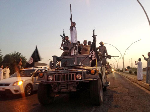 Khủng bố IS đang &aacute;p dụng nhiều chiến thuật tinh vi, t&agrave;n bạo để thu phục c&aacute;c bộ tộc