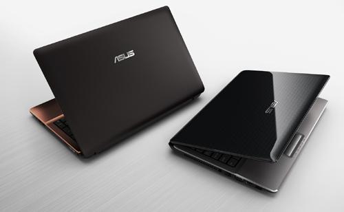 C&aacute;c si&ecirc;u thị điện m&aacute;y đồng loạt b&aacute;n ra sản phẩm laptop khuyến m&atilde;i hiệu Asus dịp cận Tết
