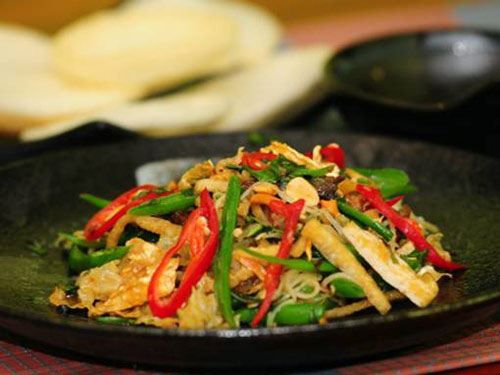 Miến x&agrave;o chay cho ng&agrave;y lễ vu lan