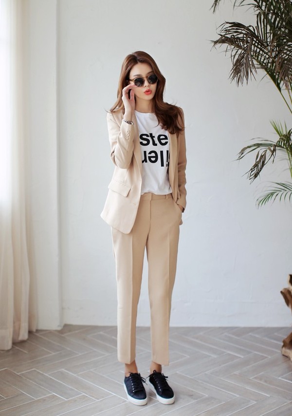 M&ugrave;a xu&acirc;n n&agrave;y, chị em h&atilde;y c&ugrave;ng mặc đẹp mỗi ng&agrave;y với những bộ đồ pastel dịu ngọt