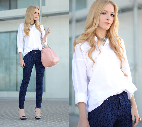 Mix &aacute;o sơ mi trắng với quần jeans đơn giản nhưng vẫn cuốn h&uacute;t