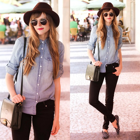 Bạn g&aacute;i c&oacute; thể mặc đẹp mỗi ng&agrave;y với c&aacute;ch phối &aacute;o denim v&agrave; quần jeans khỏe khoắn
