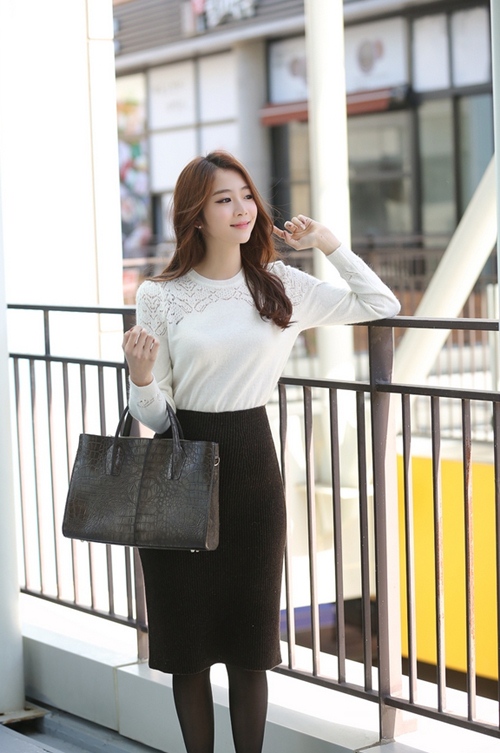 Để mặc đẹp mỗi ng&agrave;y, chị em n&ecirc;n thay đổi phong c&aacute;ch đa dạng hơn