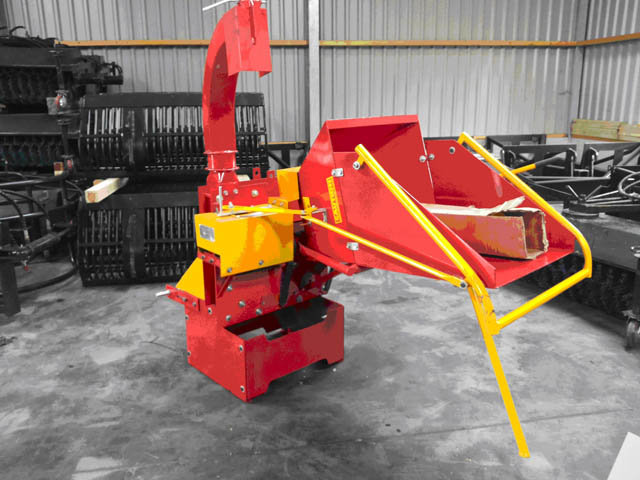 H&agrave; Lan đang thu hồi m&aacute;y xẻ gỗ Trung Quốc c&oacute; nguy cơ g&acirc;y chấn thương