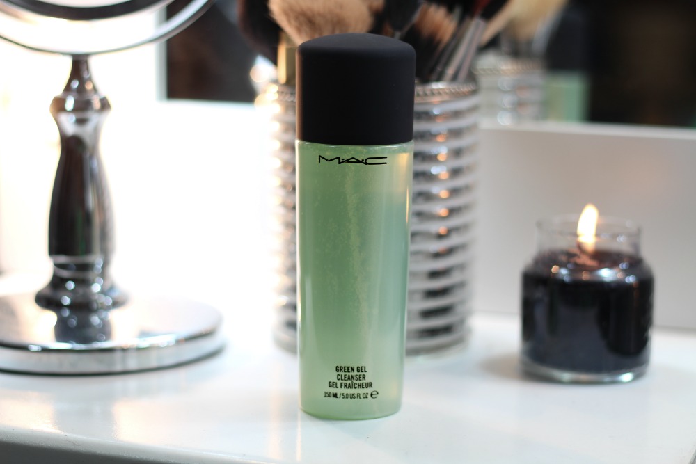 MAC Green Gel Cleanser l&agrave; một trong những loại 13Win21 con - Tri ân hội viên mỗi tháng 2000 tỷ MAC được chị em tin d&ugrave;ng