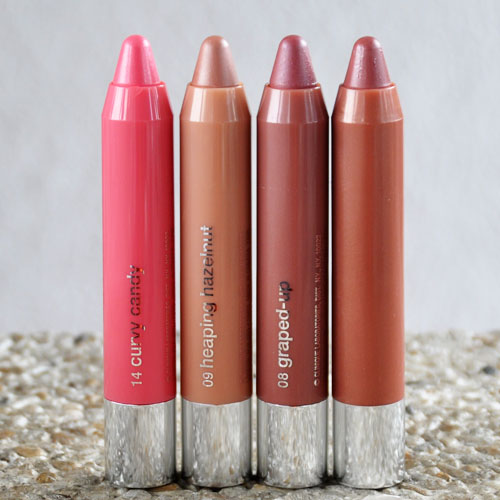 Mỹ phẩm gi&aacute; rẻ Clinique Chubby Stick vượt trội bởi nước son l&igrave; kh&ocirc;ng b&oacute;ng, m&agrave;u son nude &aacute;nh hồng quyến rũ