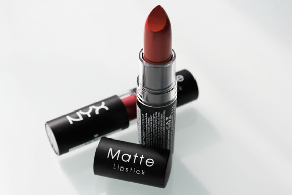 Là mẫu son hàng hiệu nhưng NYX matte in Perfect Red cũng nằm trong top 13Win21 con - Tri ân hội viên mỗi tháng 2000 tỷ giá rẻ Là mẫu son hàng hiệu nhưng NYX matte in Perfect Red cũng nằm trong top 13Win21 con - Tri ân hội viên mỗi tháng 2000 tỷ giá rẻ