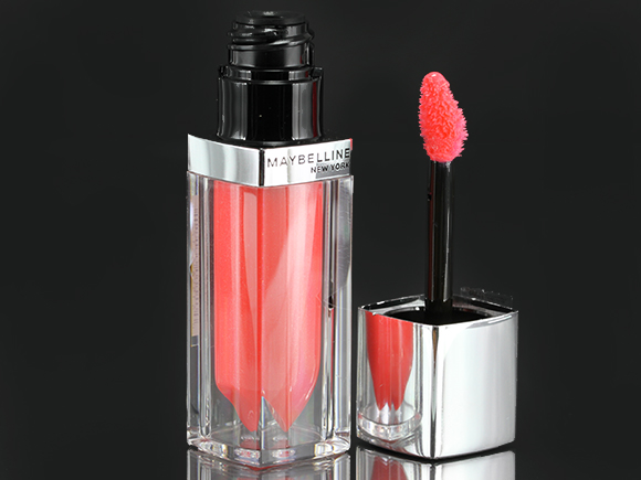 Mỹ phẩm Maybelline - Son m&agrave;u dưỡng ẩm c&oacute; gi&aacute; 158.000 VND