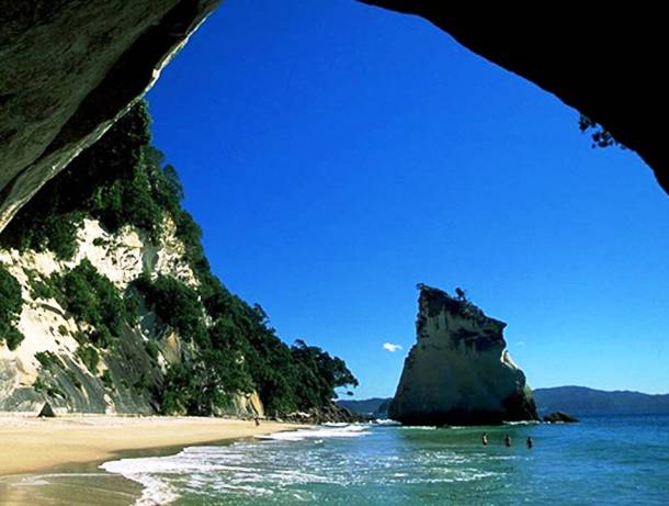 Ở NewZealand, bạn sẽ có cơ hội được chiêm ngưỡng khung cảnh thiên nhiên tuyệt với, nơi đã cho ra đời nhiều cảnh phim hoành tráng