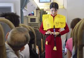 an to&agrave;n khi gặp tai nạn m&aacute;y bay