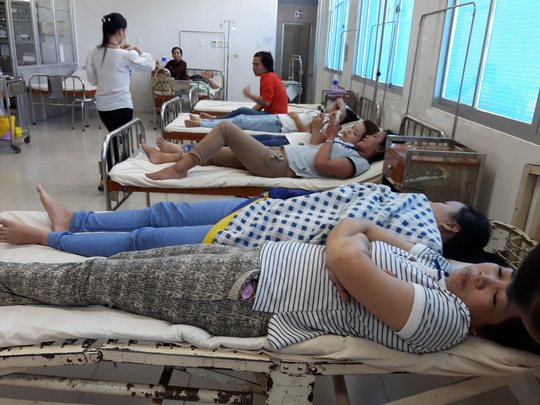 Sau khi ăn trưa, nhiều c&ocirc;ng nh&acirc;n ở C&ocirc;ng ty TNHH Gi&agrave;y Đ&ocirc;ng Việt bị ngộ độc 13Win1 nhập link nhà cái v&agrave; phải nhập viện