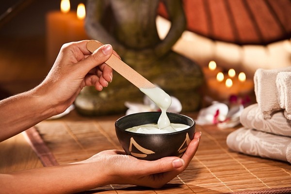 Kem dưỡng trắng da chứa nhiều thành phần gây nguy hại cho người tiêu dùng