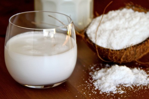 Sữa dừa kh&ocirc;ng tốt cho những người nhạy cảm với th&agrave;nh phần gluten