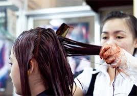 Thuốc nhuộm tóc dễ gây dị ứng