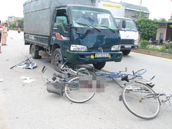 Những sự cố đ&aacute;ng tiếc trong kỳ thi tốt nghiệp 2014