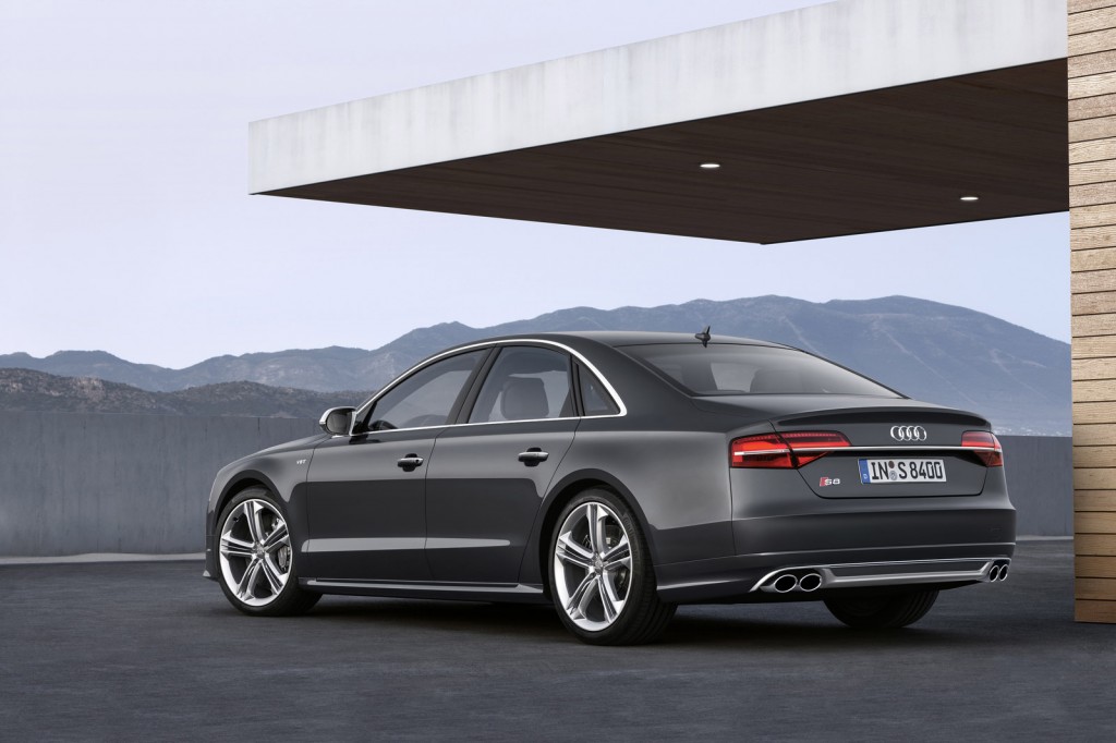 Audi S8 thế hệ tiếp theo sẽ mạnh hơn cả si&ecirc;u xe Ferrari 458 Italia 