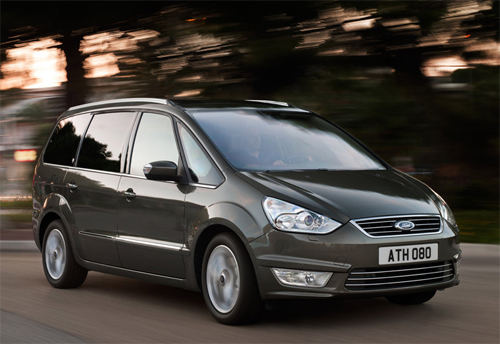 &Ocirc; t&ocirc; Ford Galaxy c&oacute; kh&ocirc;ng gian để đồ rộng hơn