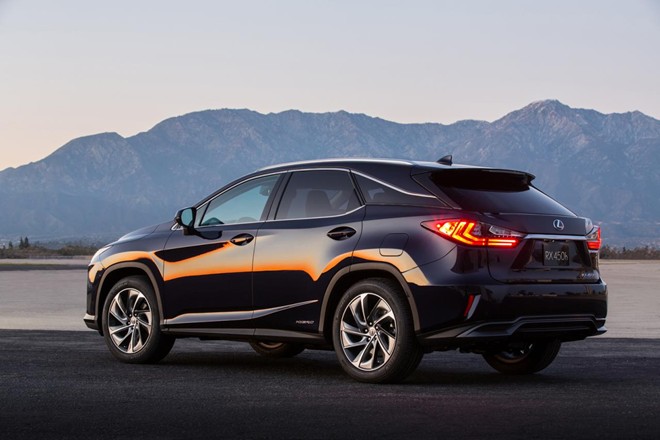 Bản Lexus RX 350 sử dụng động cơ 3.5L V6, c&ocirc;ng suất 300 m&atilde; lực