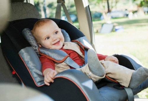 Ghế d&agrave;nh cho trẻ tr&ecirc;n &ocirc; t&ocirc; cũng chứa nhiều vi khuẩn g&acirc;y bệnh
