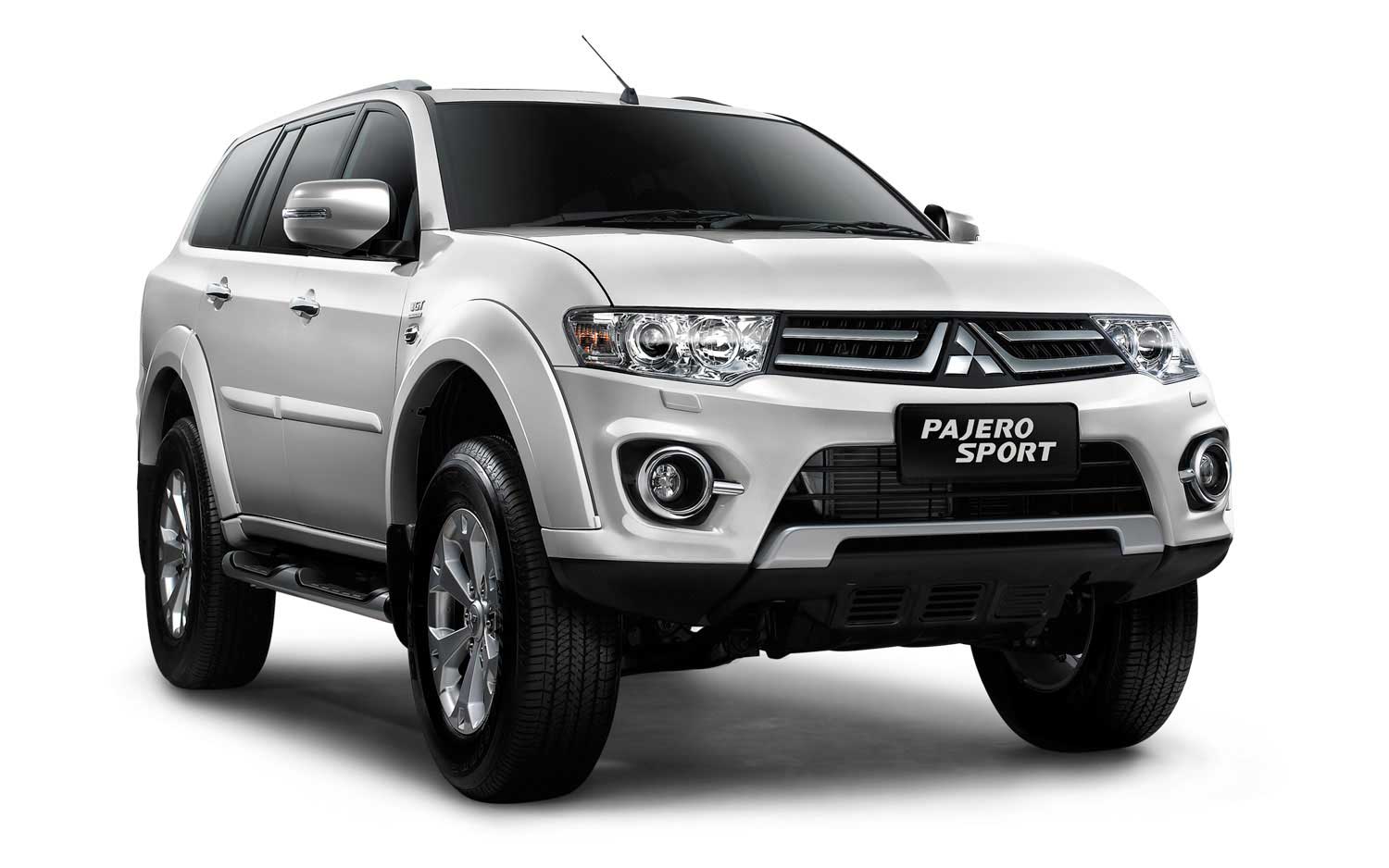 Mẫu &ocirc; t&ocirc; 7 chỗ Mitsubishi Pajero Sport ghi điểm nhờ cảm gi&aacute;c l&aacute;i của xe tốt c&ugrave;ng c&aacute;c trang bị v&agrave; t&iacute;nh năng cao cấp
