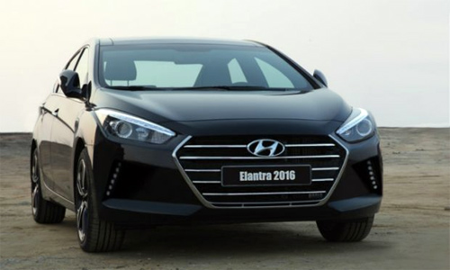 &Ocirc; t&ocirc; Hyundai Elantra mới c&oacute; diện mạo đẹp hơn hẳn Elantra thế hệ hiện tại