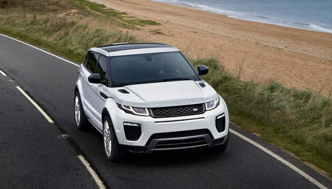 Thay đổi lớn nhất của &ocirc; t&ocirc; Range Rover Evoque mới nằm ở bộ đ&egrave;n pha ho&agrave;n to&agrave;n sử dụng c&ocirc;ng nghệ LED 