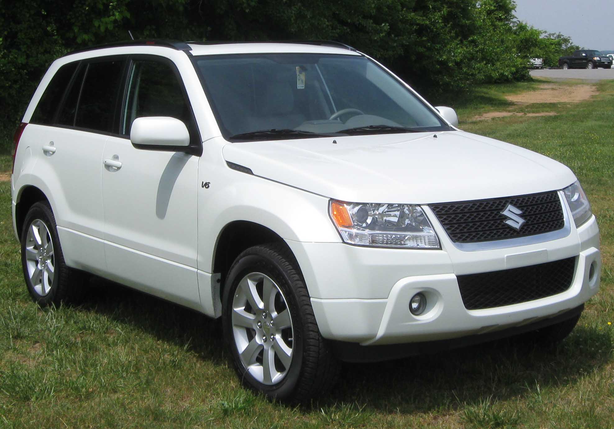 Suzuki Vitara c&oacute; khả năng th&iacute;ch hợp cho nhiều kiểu đường của Việt Nam