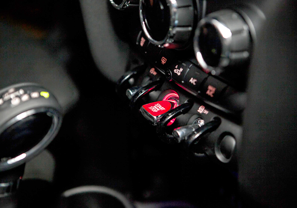 &Ocirc; t&ocirc; MINI Cooper mới ứng dụng c&ocirc;ng nghệ MINI TwinPower Turbo ti&ecirc;n tiến