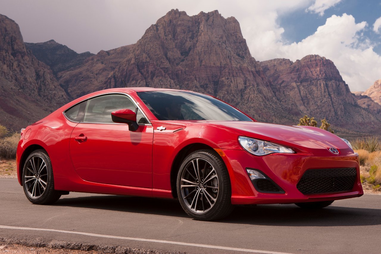 2013 Sicon FR-S l&agrave; mẫu &ocirc; t&ocirc; thể thao gi&aacute; rẻ được nhiều người ưa chuộng