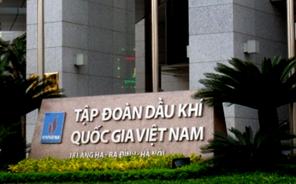 Tuy doanh thu từ xăng dầu cao nhưng Petrolimex chưa đạt được mục tiêu lợi nhuận trong năm 2014 Tuy doanh thu từ xăng dầu cao nhưng Petrolimex chưa đạt được mục tiêu lợi nhuận trong năm 2014