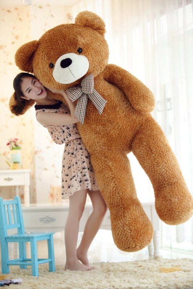 C&aacute;c ch&agrave;ng c&oacute; thể tặng qu&agrave; Valentine cho bạn g&aacute;i l&agrave; một ch&uacute; gấu b&ocirc;ng