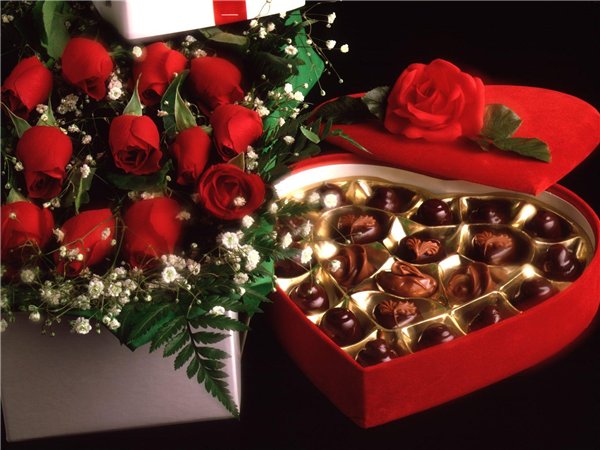 Thanh socola ngọt ngào là món quà Valentine được nhiều người lựa chọn Thanh socola ngọt ngào là món quà Valentine được nhiều người lựa chọn