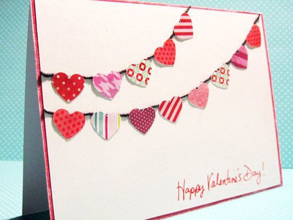 Một tấm thiệp ch&uacute;c mừng cũng l&agrave; m&oacute;n qu&agrave; tặng Valentine &yacute; nghĩa cho bạn g&aacute;i