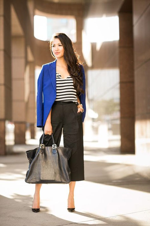 Phối quần culottes với &aacute;o croptop v&agrave; gi&agrave;y cao g&oacute;t l&agrave; một gợi &yacute;